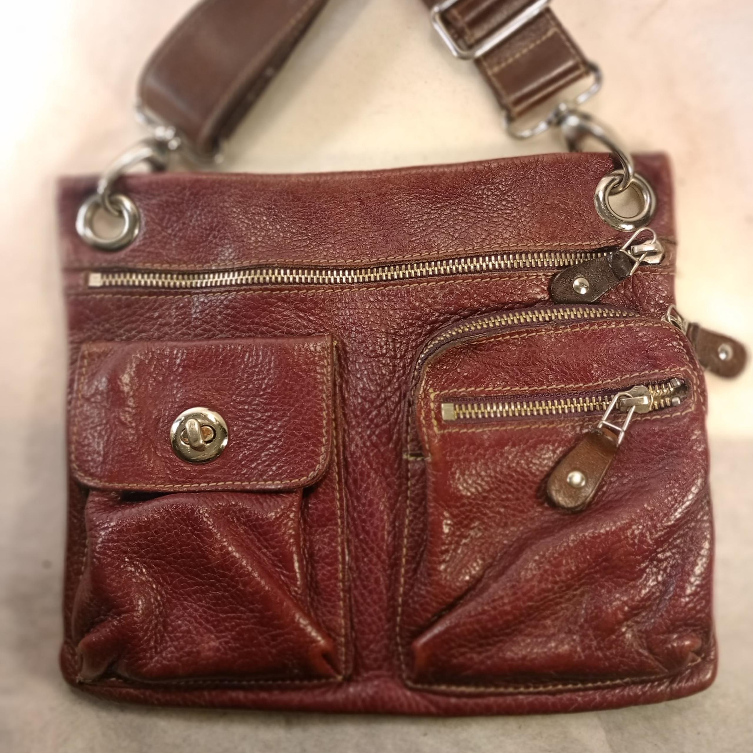 ROOTS CANADA LEATHER RUSTIC CROSSBODY