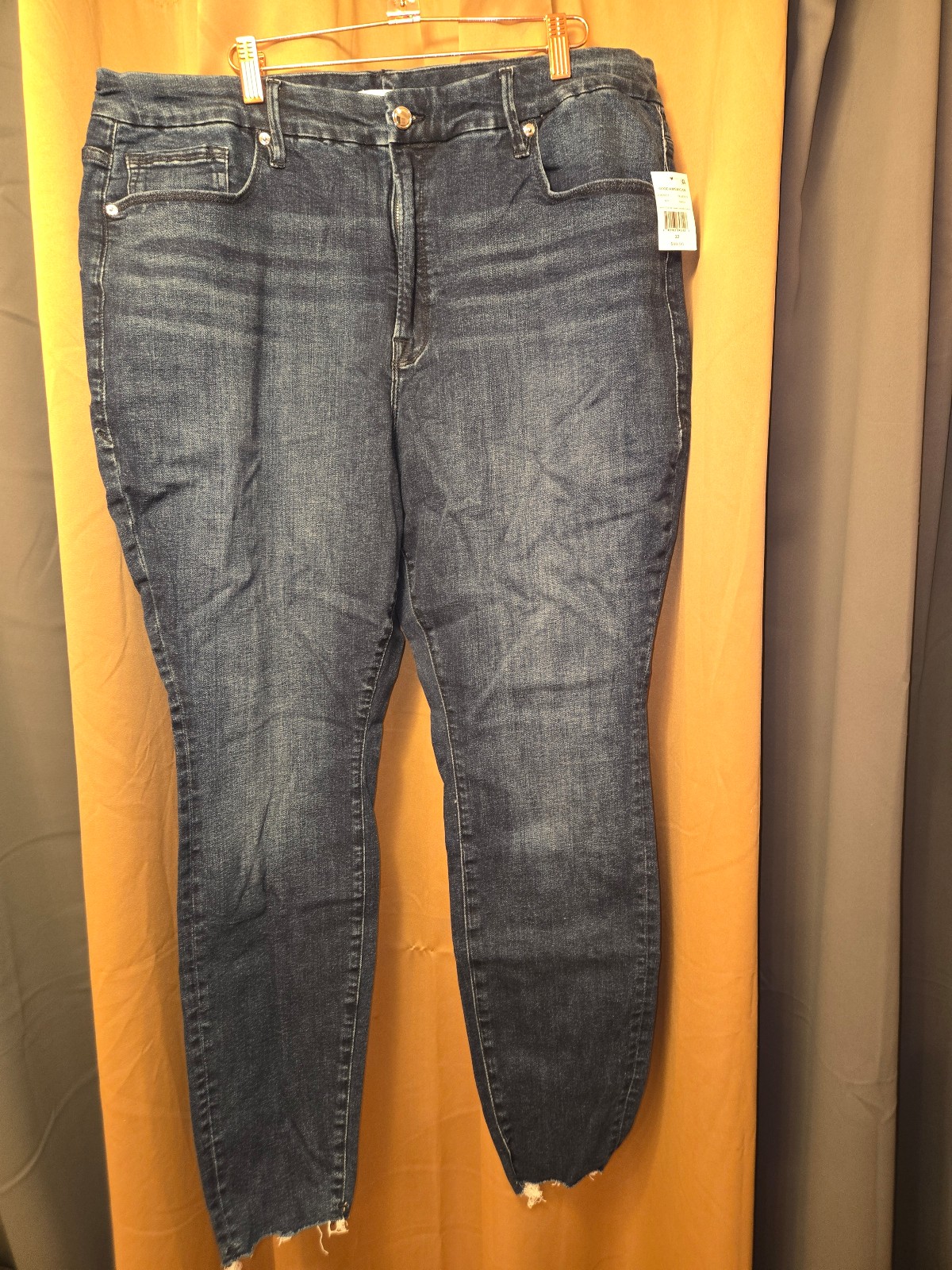New Good American size 22 good legs straight jeans