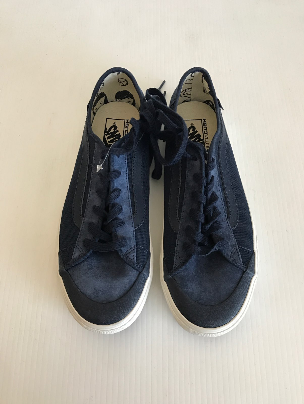 Vans Ultra Cush Low Top Lace Up Sneaker