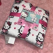 NEW! Hello Kitty Decorative Pillow Set 2 Pack