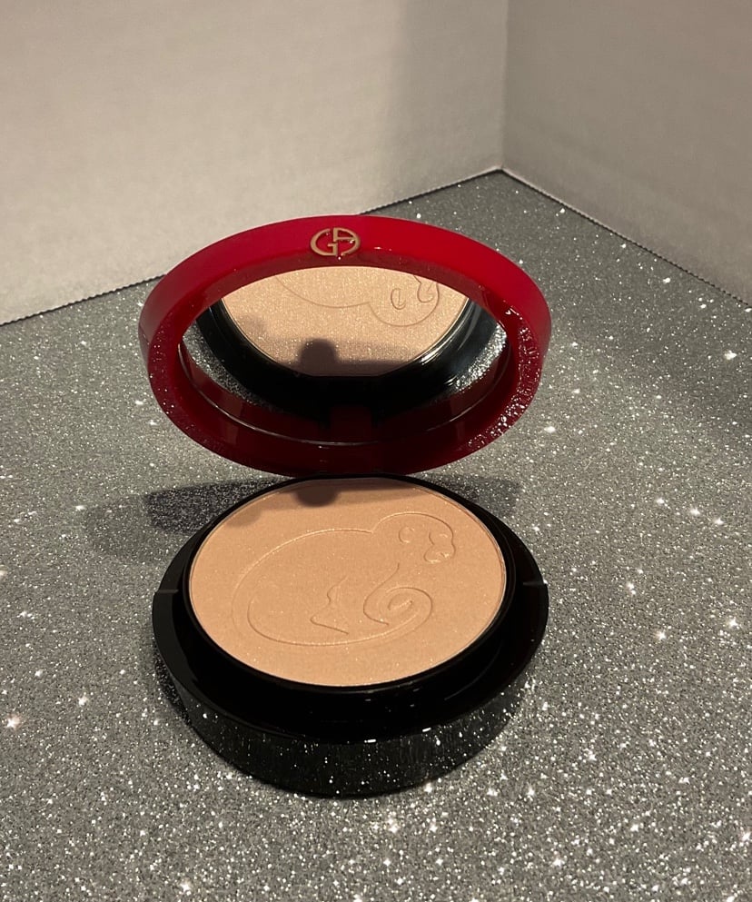 Giorgio Armani The illuminating Highlighter- Year of the Monkey+ Brush - RARE