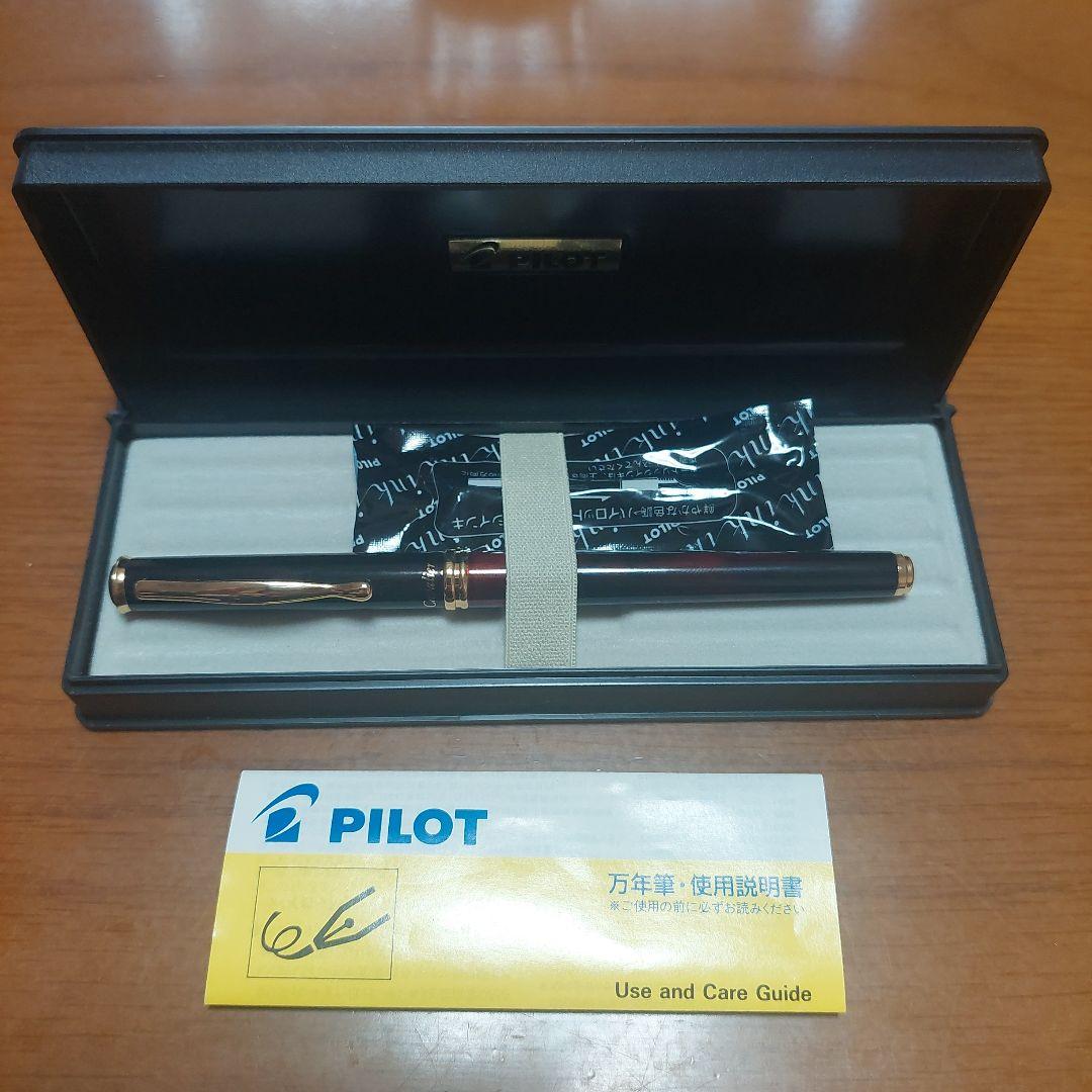 PILOT Fountain Pen Cavalier (Black, Red)