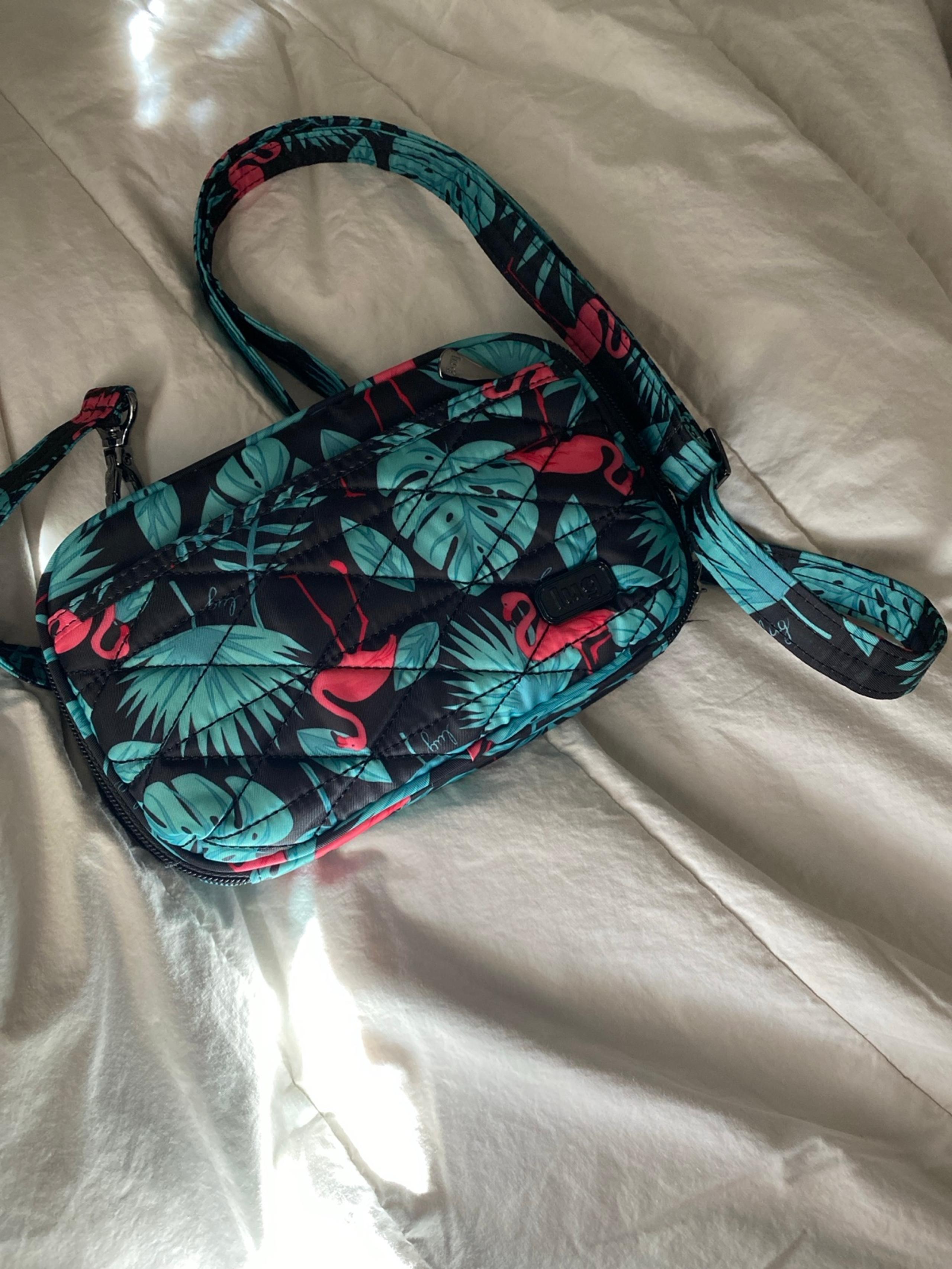 Lug Roundabout Crossbody