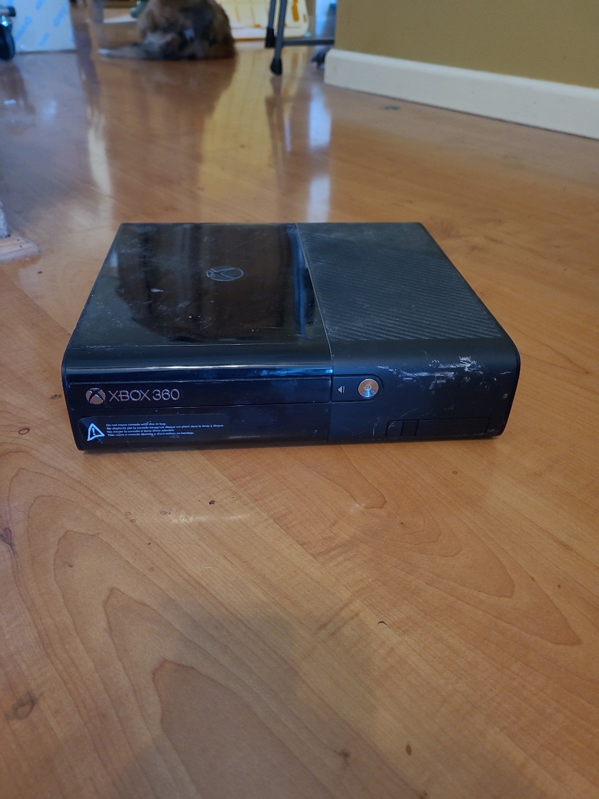 BROKEN Xbox 360