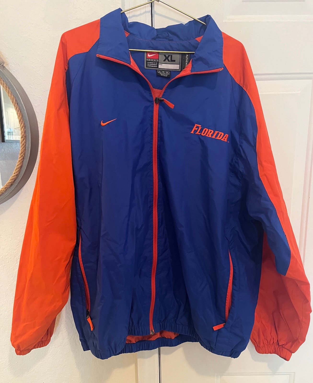 Men’s size XL Florida Gators Full Zip Light Jacket