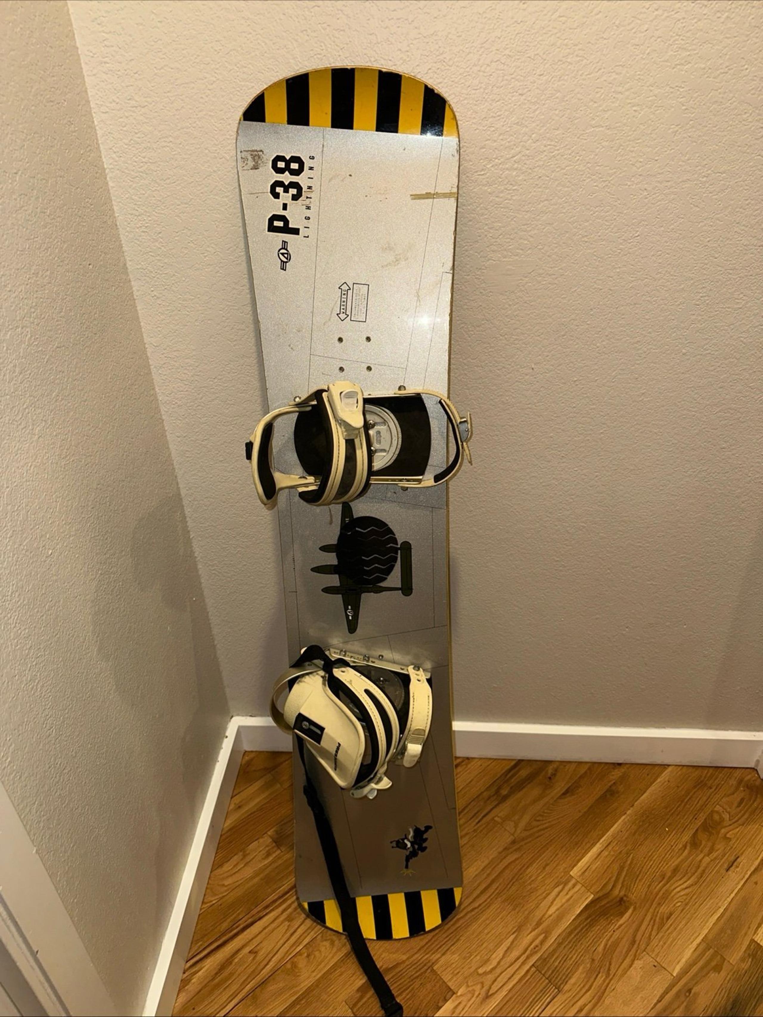 Vintage 1994 Avalanche P-38 lightning snowboard 138cm