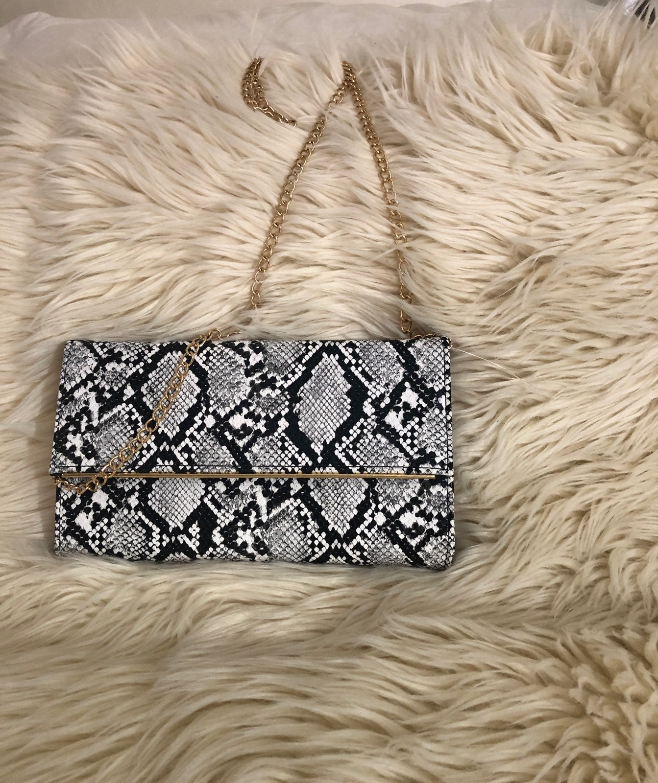purses and handbags