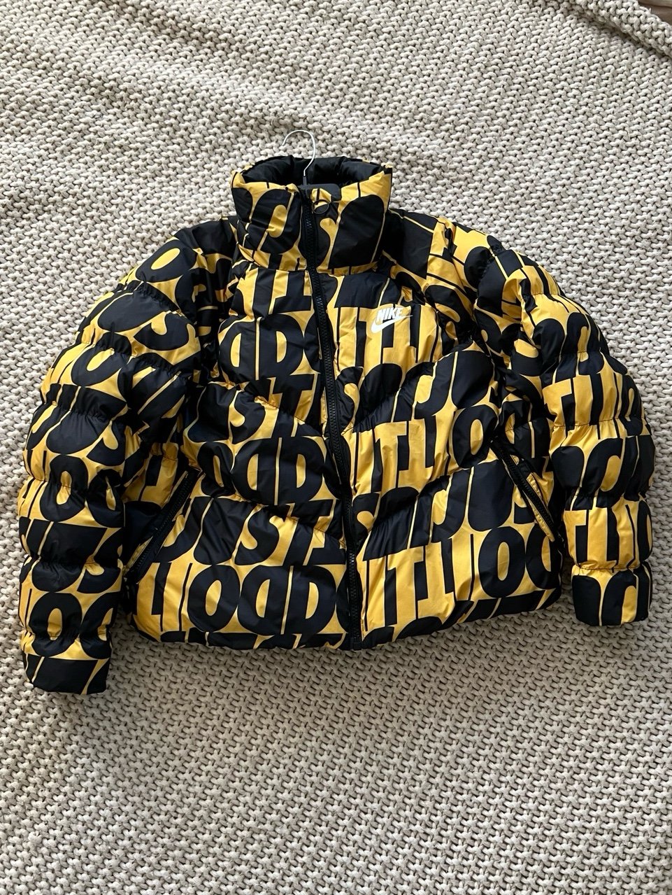 Nike puffer jacket