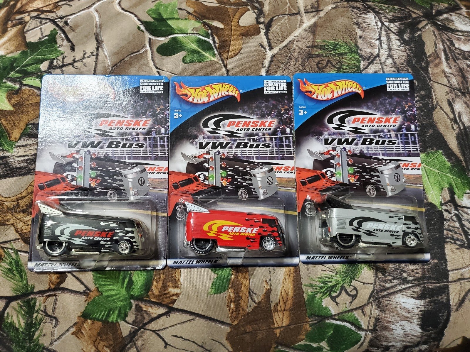 Hot Wheels Penske VW Drag Bus 3pc Set ( Black, Grey, Red )