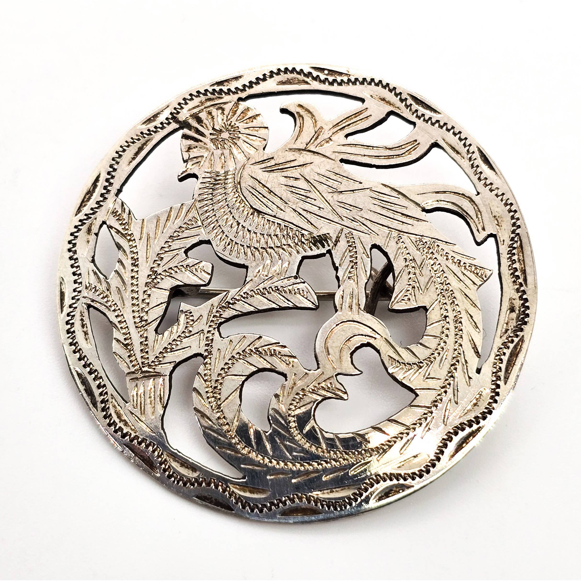 Quetzal Guatemala Bird etched vintage sterling silver 900 circle brooch