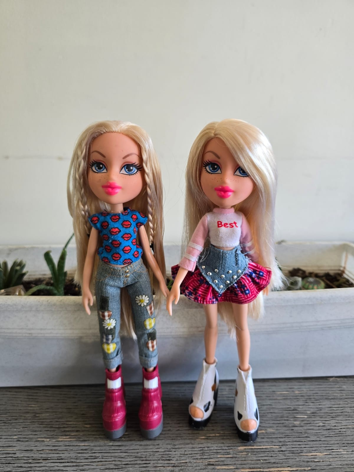 MGA Entertainment Set Of Two 2015 Bratz BFFL Exclusive Dolls