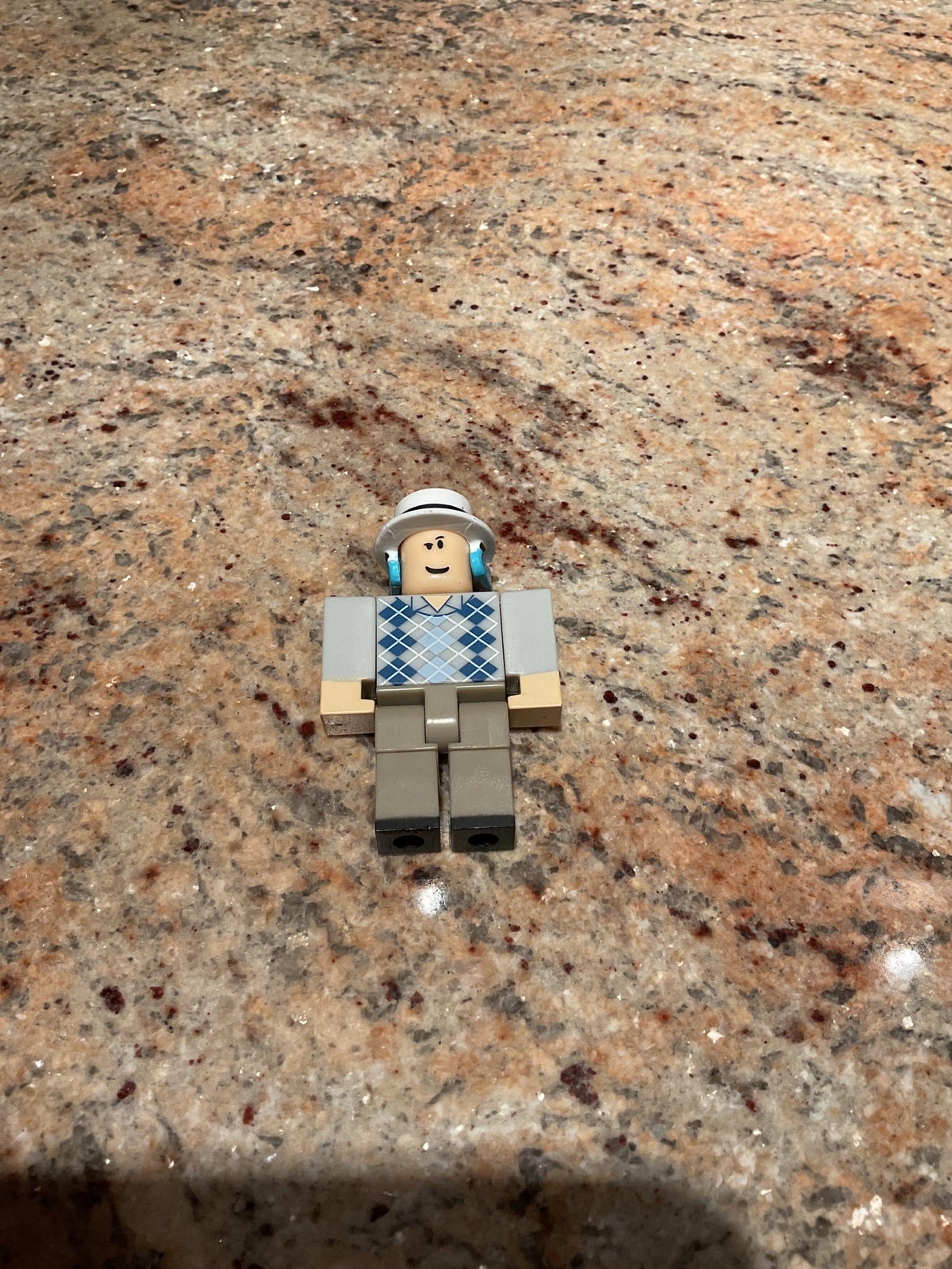 Series 1 Roblox figure-Aesthetical
