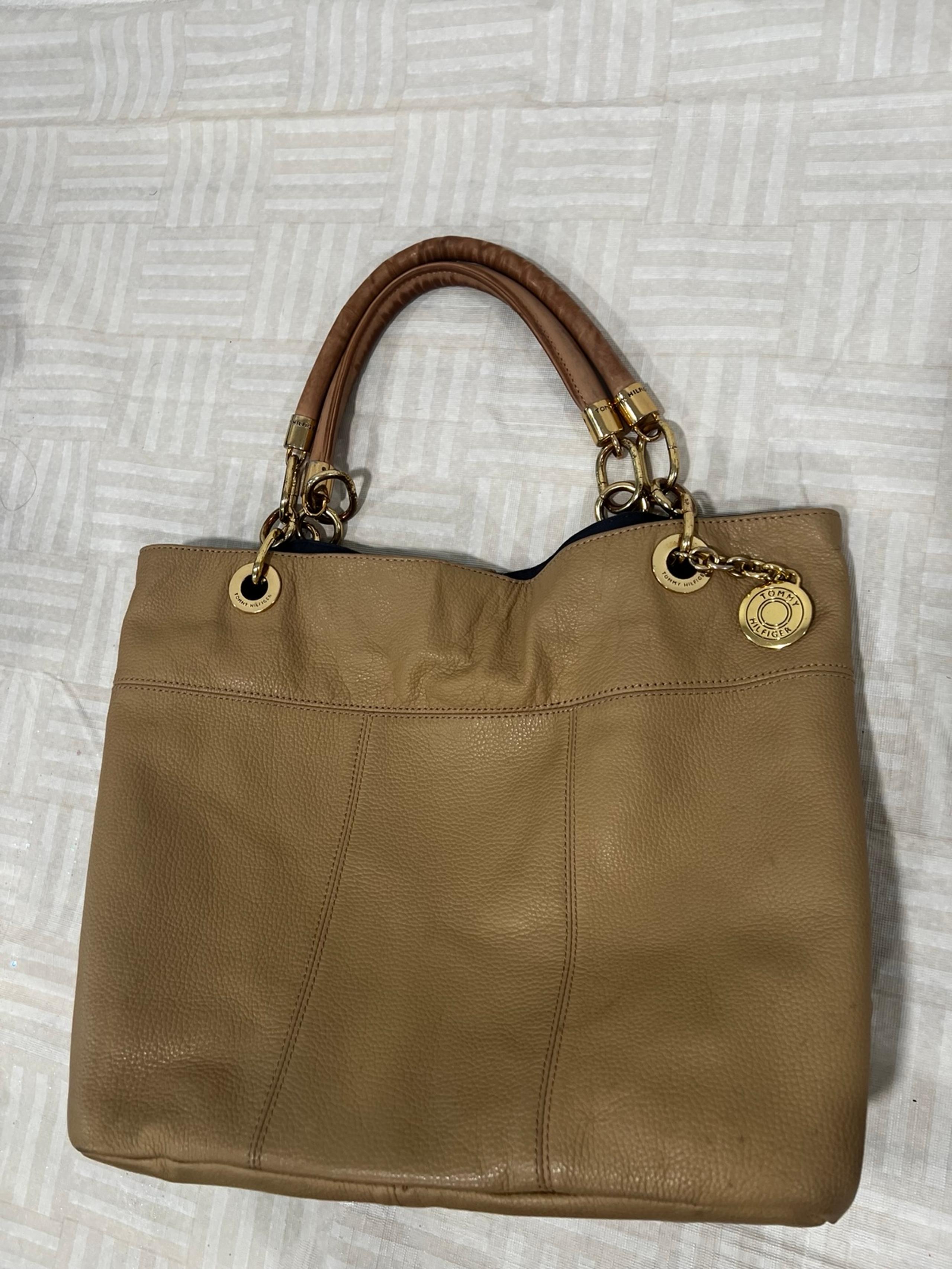 Tommy Hilfiger shoulder bag