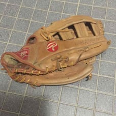 Rawlings RSG2 Wingtip softball glove