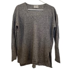 Babaton Aritzia Sweater Women’s M Erin V Neck Wool Blend Pullover Static Grey