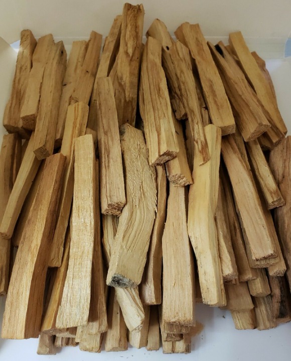 PALO SANTO HOLLY STICK 44 POUNDS