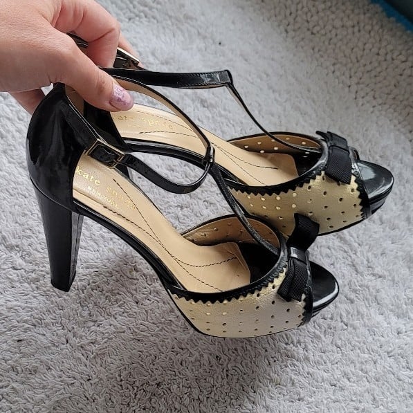 Kate Spade Cream and Black Patent Leather Bow Heels