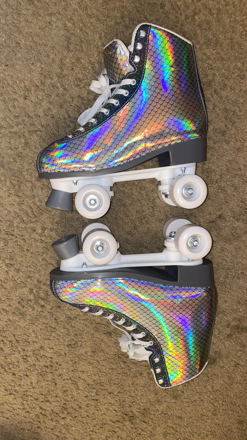 C&C CALIFORNIA Roller Disco Skates Women Cushioned Retro, Holographic, Size 11