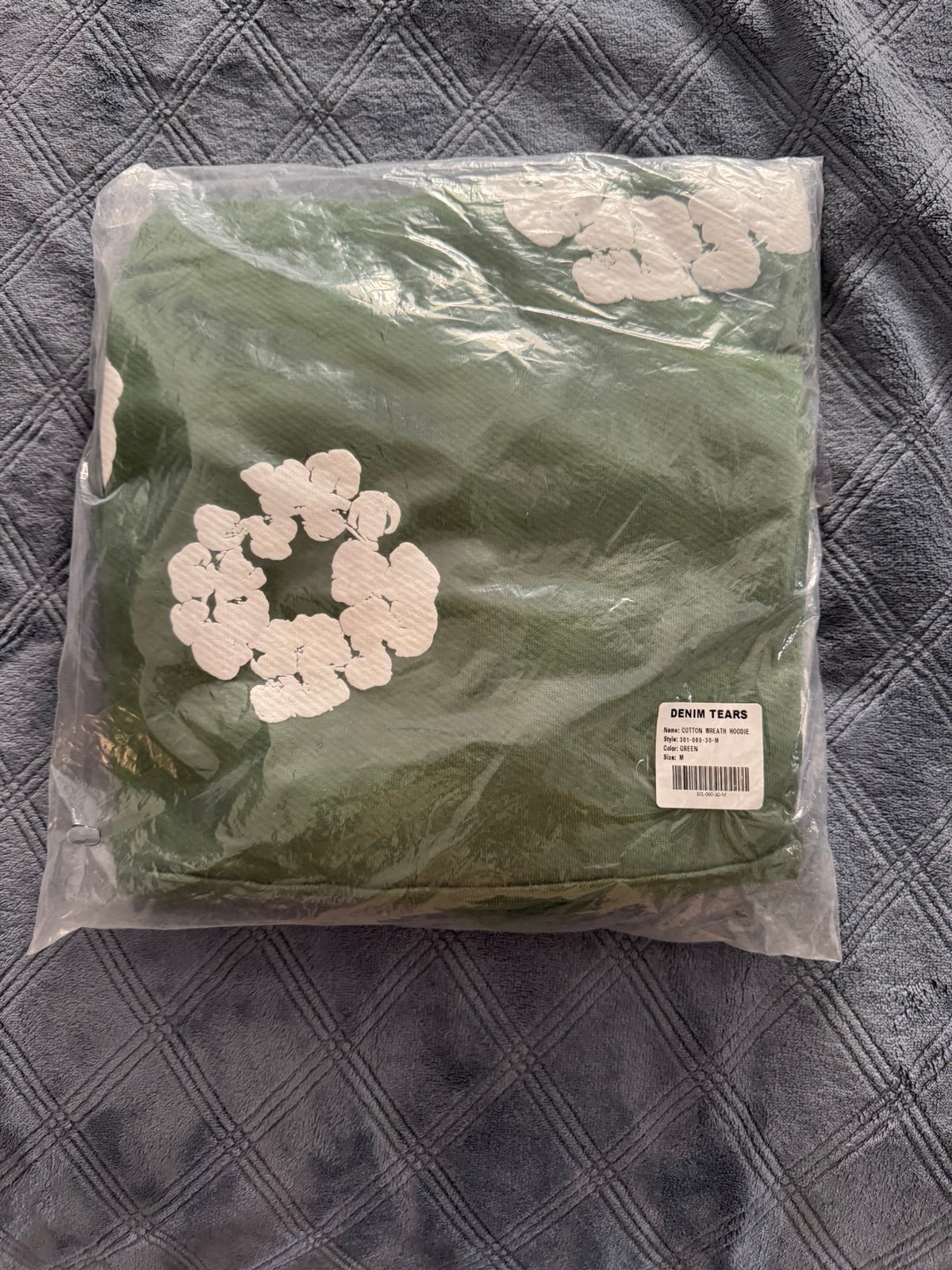 BRAND NEW Green Denim Tears Size Medium