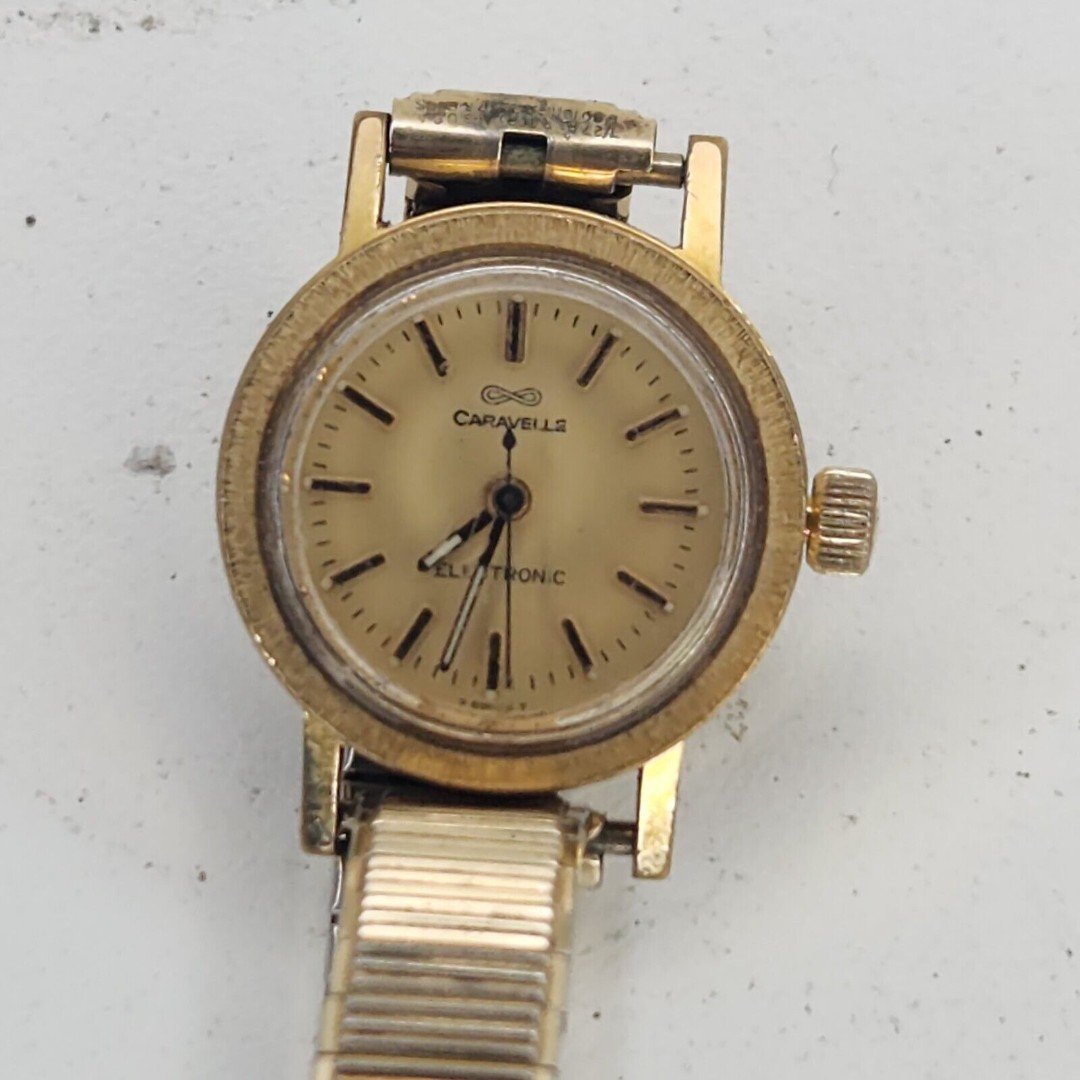 VINTAGE Caravelle Electronic N6 Women Watch - New Battery - GREAT CONDITION