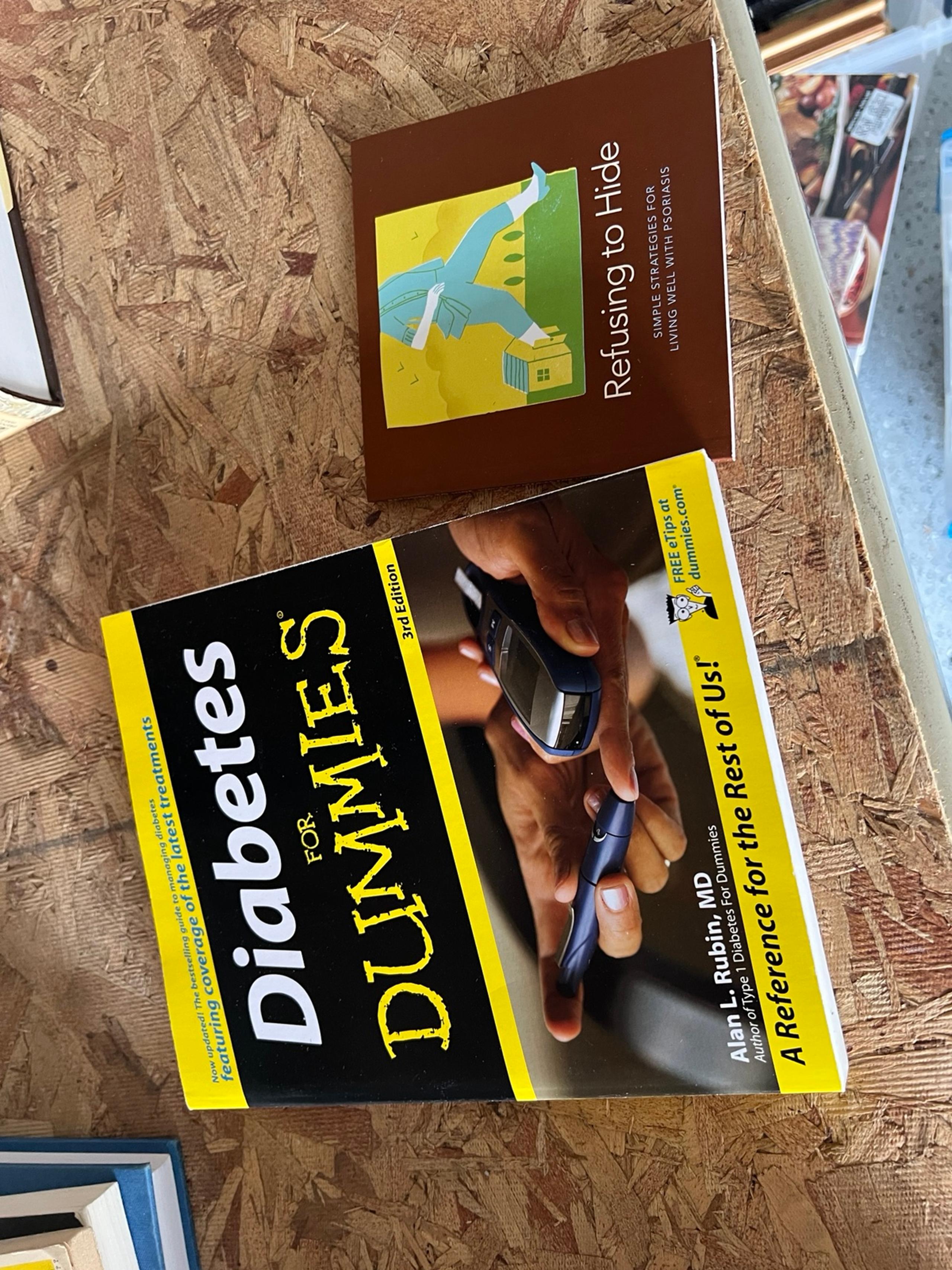 Lot of 2 books about diabetes, Diabetes for Dummies, and Refusing to Hide