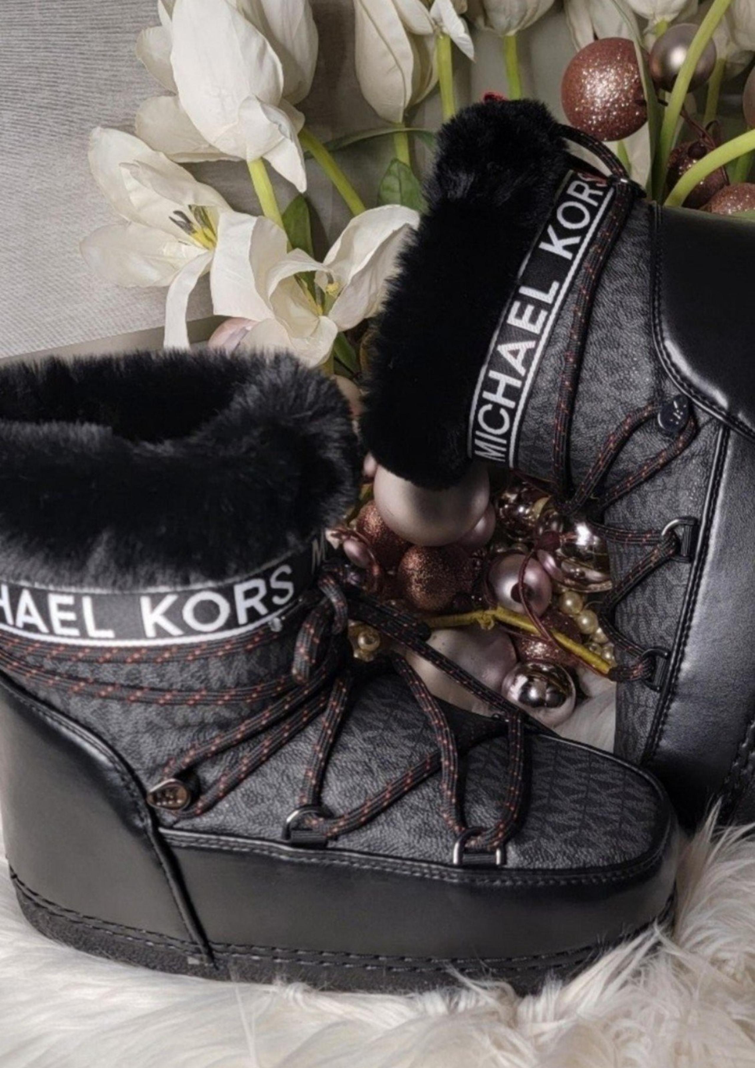 Michael Kors Zelda Nylon Snow Women Boot 
size7
