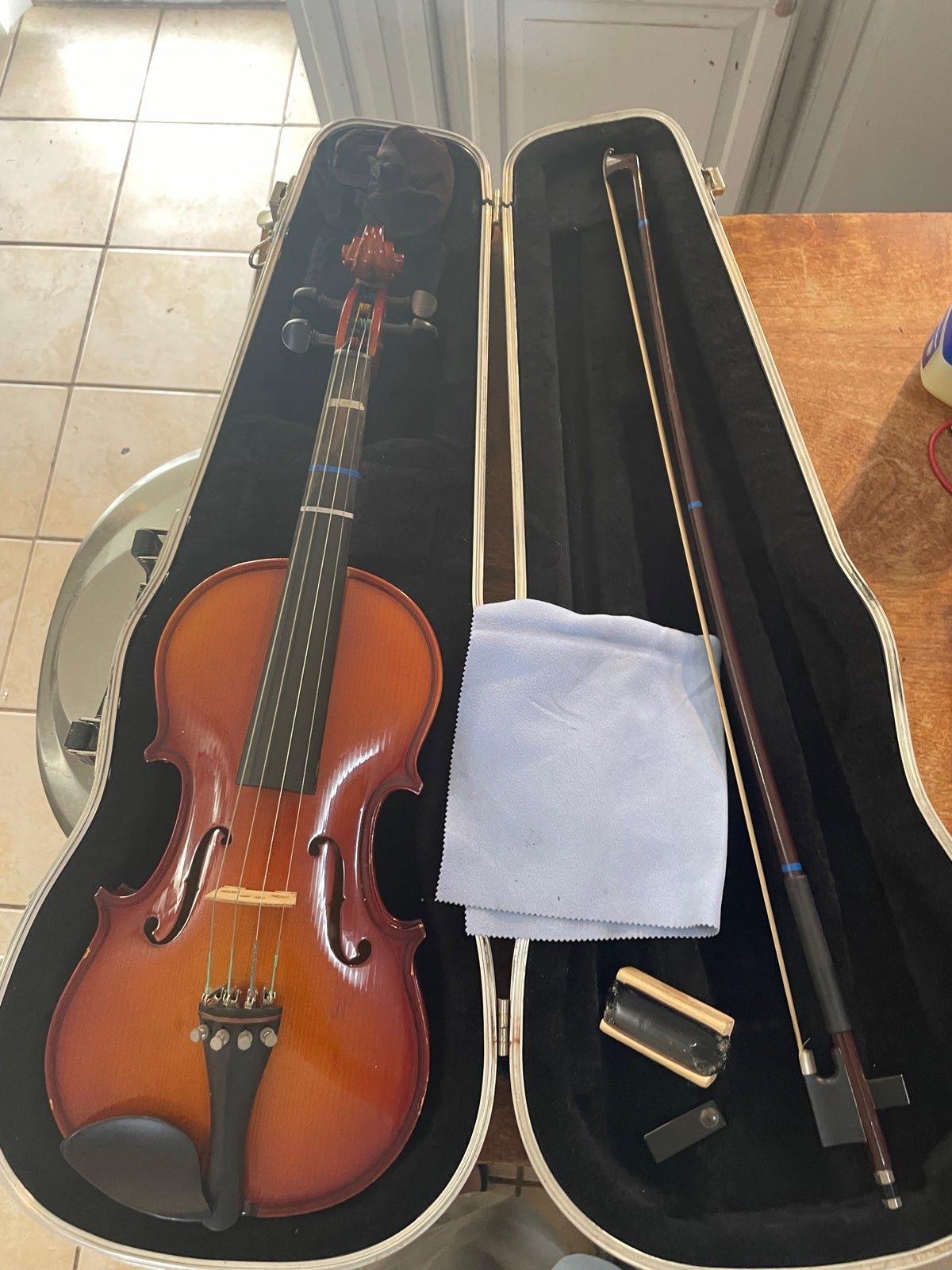Vintage Bausch Violin with Glasser Bow and Cast