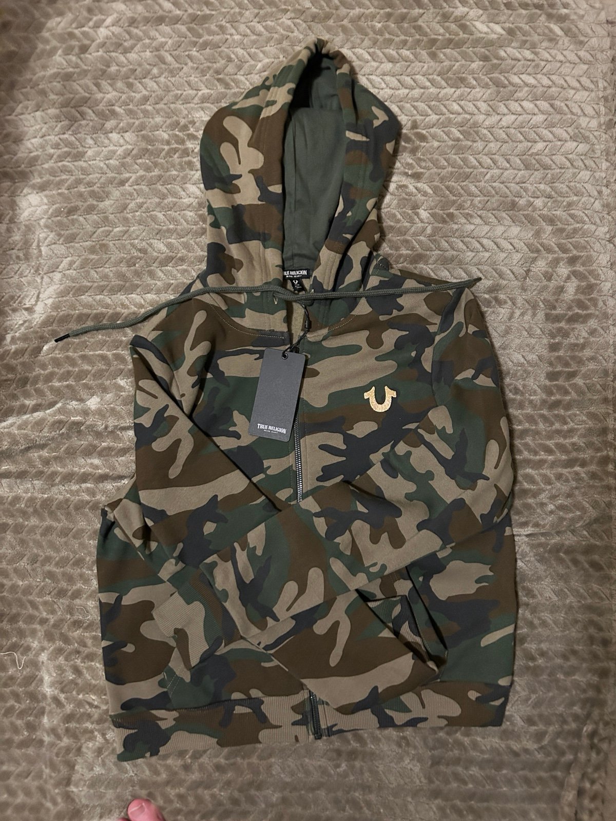 Woman’s True Religion Camo Zip Up Hoodie. Size M