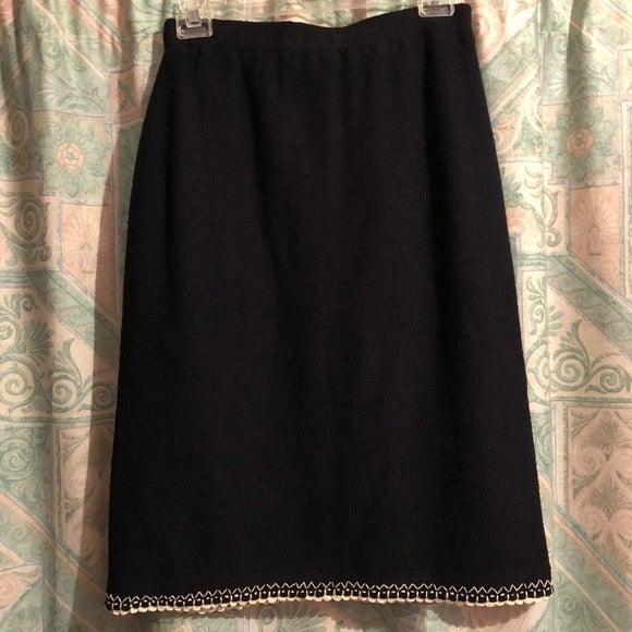 St John Black Couture Pencil Skirts Sz 4