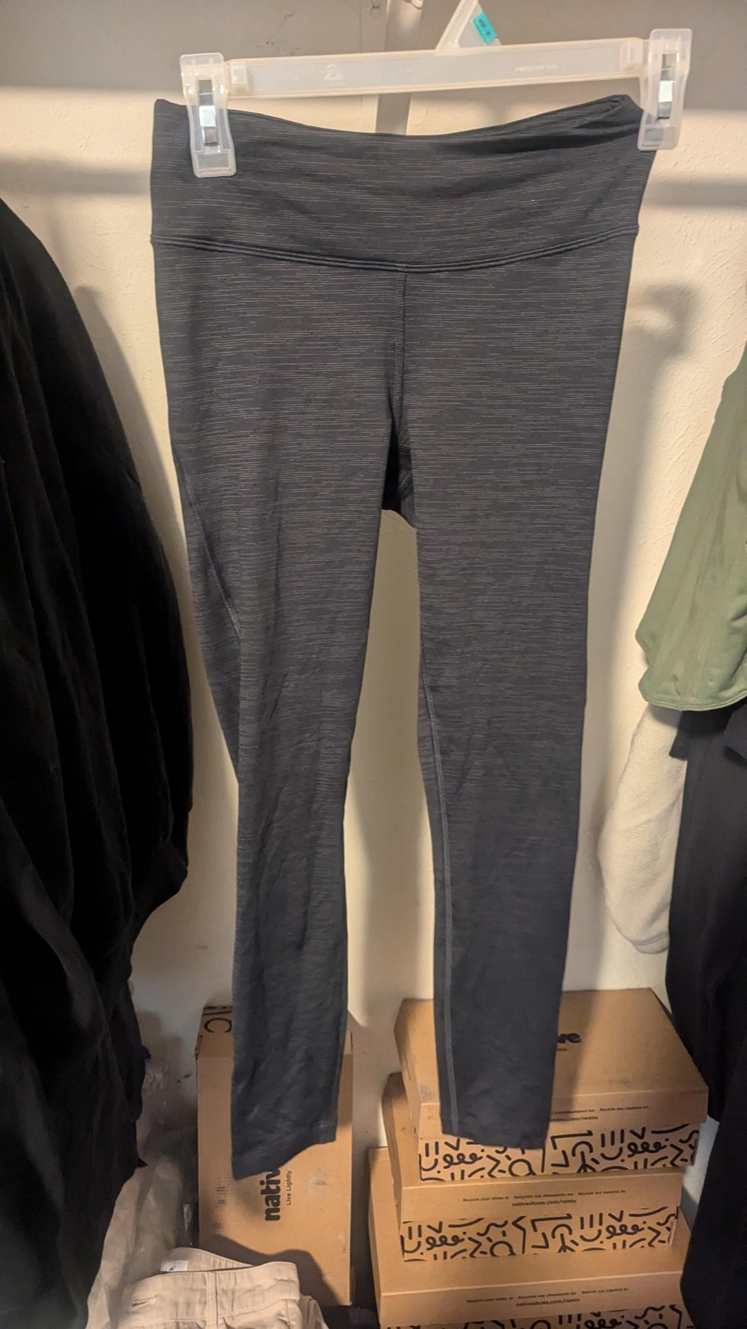 Outdoor Voices athletic leggings size xs