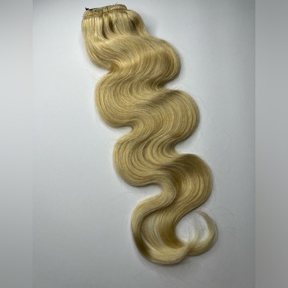 18 Inch body Wave Clip In light Blonde hair extensions