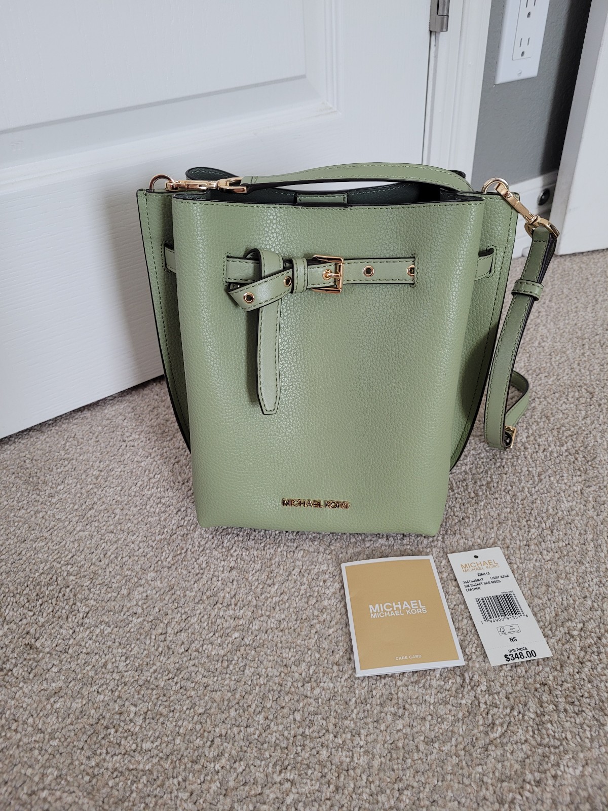 Authentic Michael Kors crossbody bucket bag