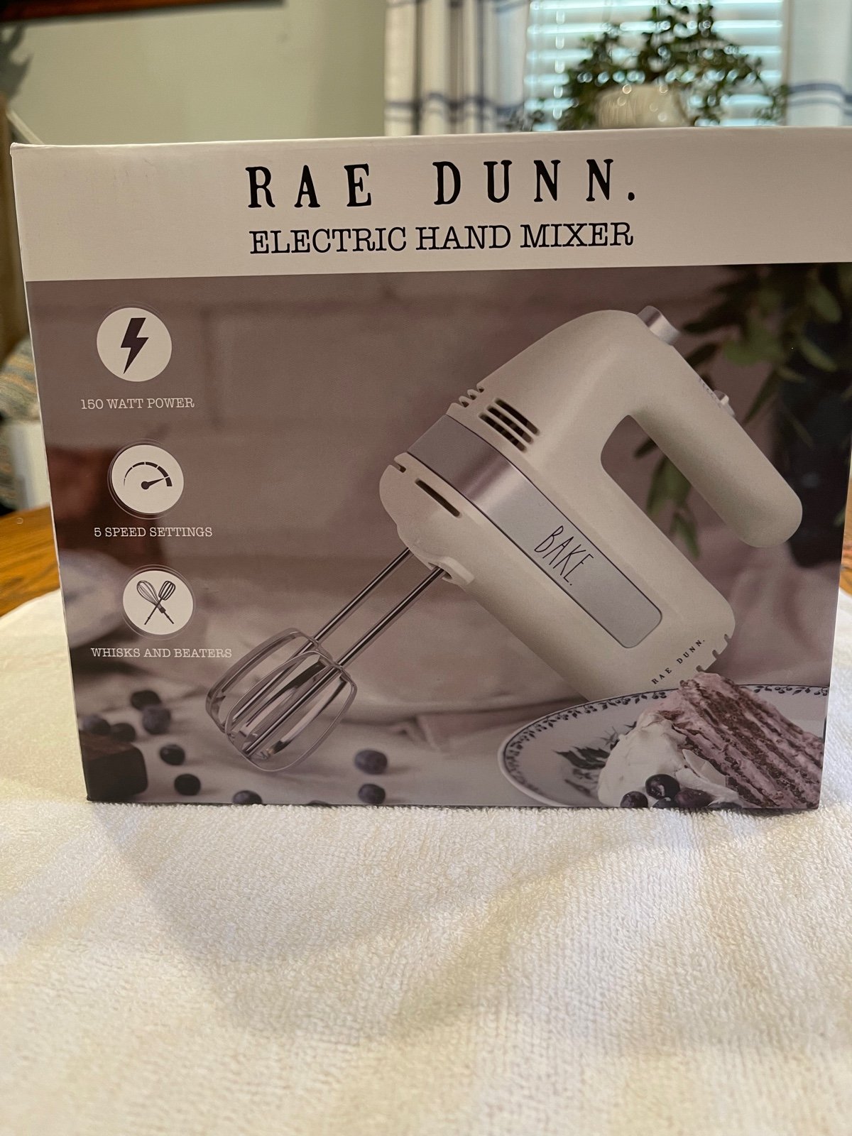 Rae Dunn BAKE hand mixer