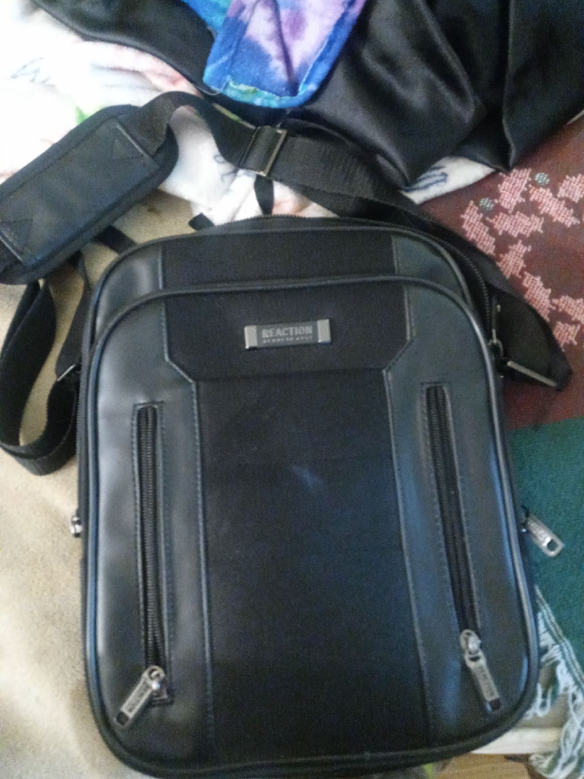 bag Kenneth Cole