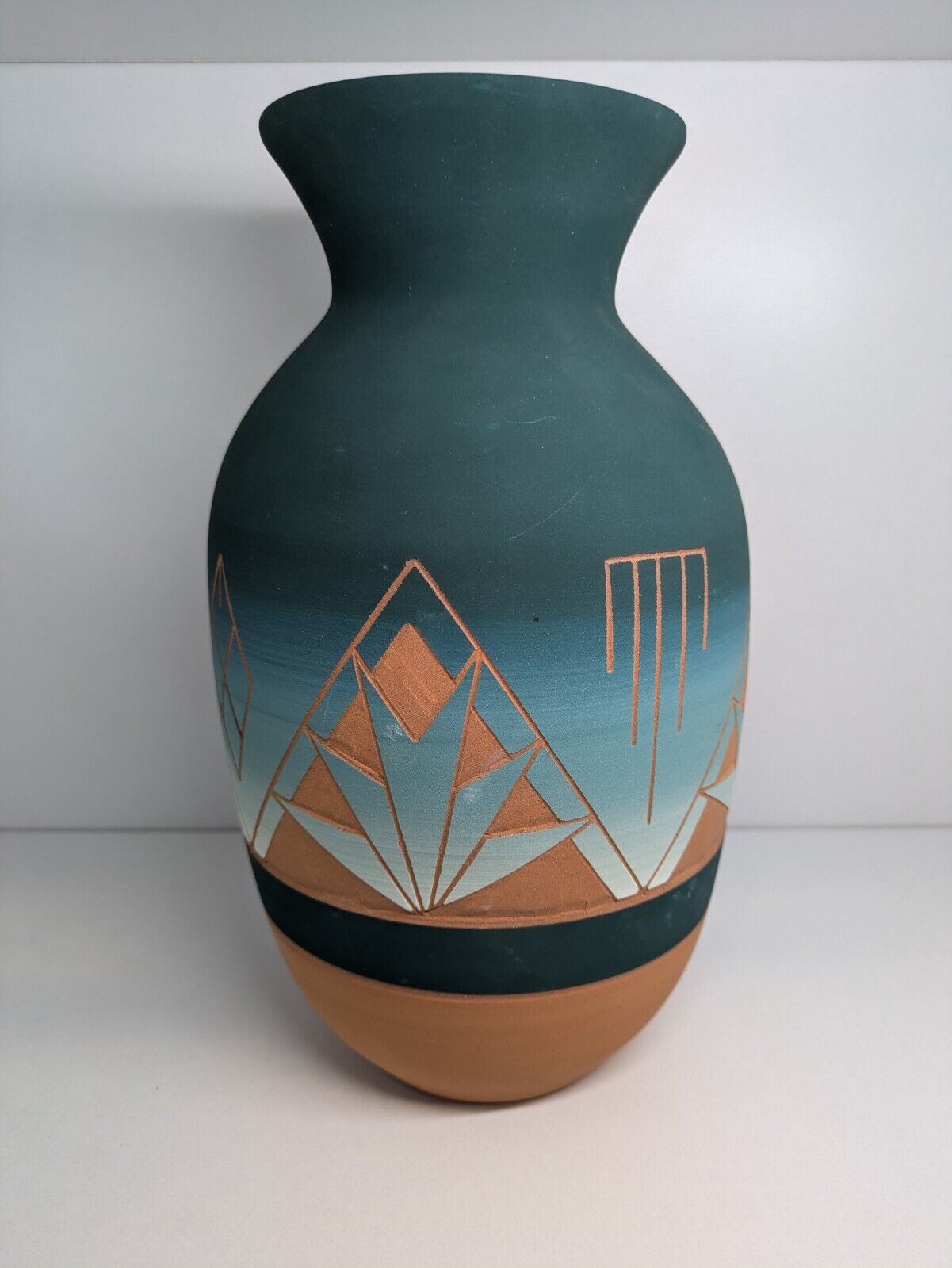 Swall,ow Sioux Native American Signed Pottery Vase 9.5 inchesUnglazed Matte