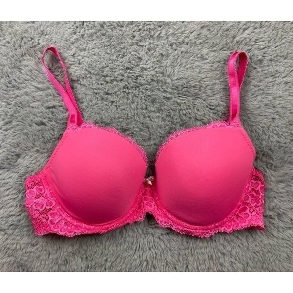 Victoria’s Secret pink dream angels lined demi bra