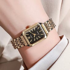 NEW Women’s Quartz Wristwatch