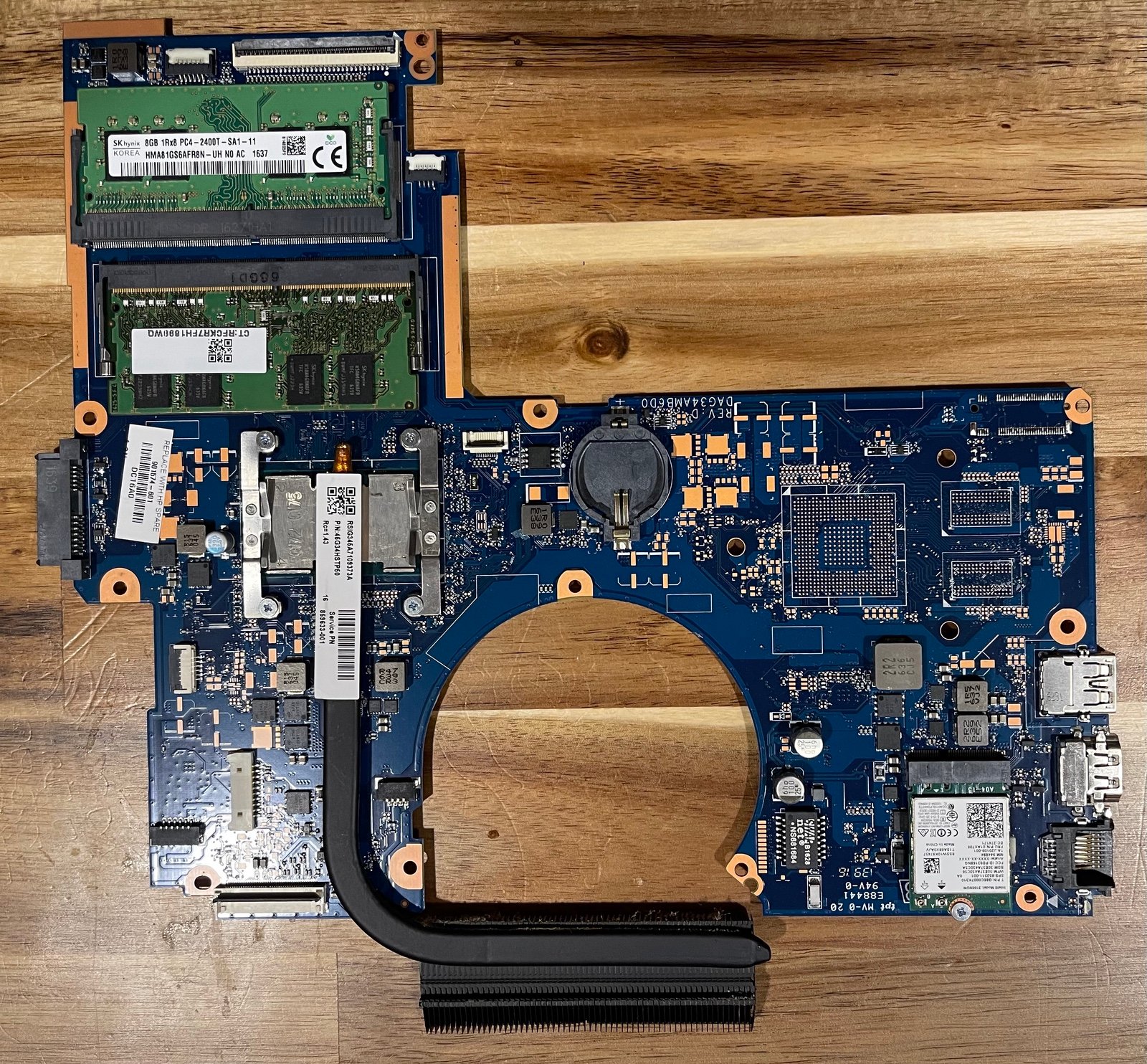 HP Pavilion 15.6” 15-au123cl OEM Intel i5-7200U 2.5GHz Motherboard 901574-601