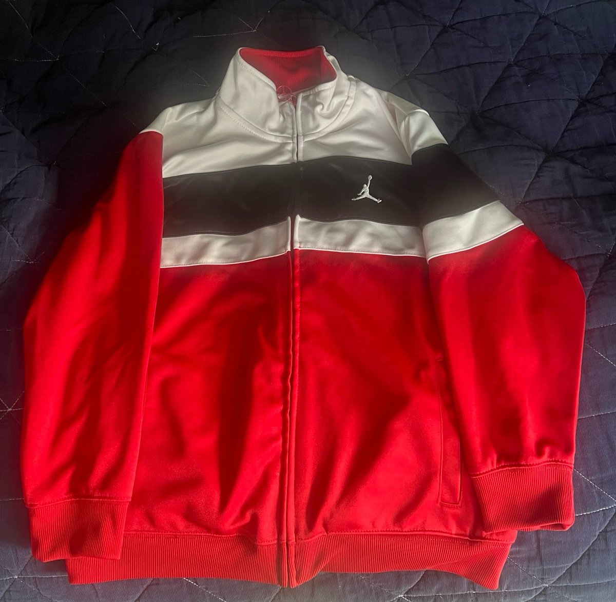 Jordan track suit kids size S (8/10)