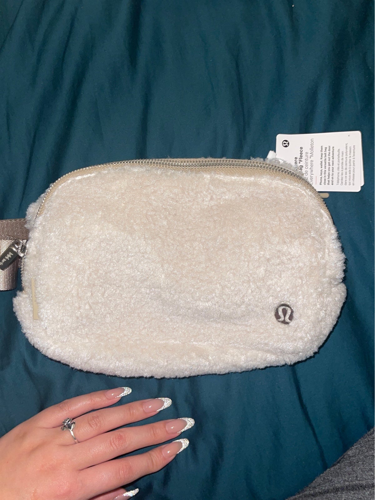Lululemon Everywhere Belt Bag Fleece