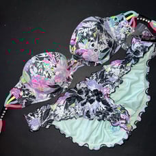 Victoria's Secret 32C BIKINI M ruffle bottom BLACK WHITE PINK PURPLE PALM STRAP