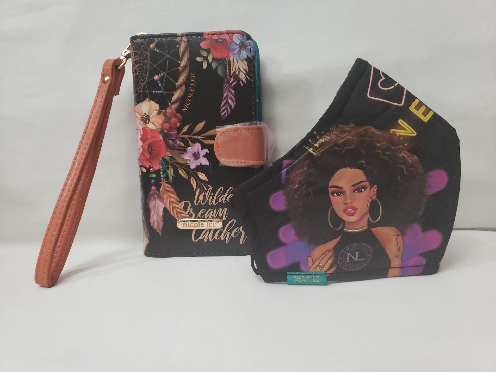 PHONECASE+MASK. NL Signature Print Phone Case with matching print face mask.