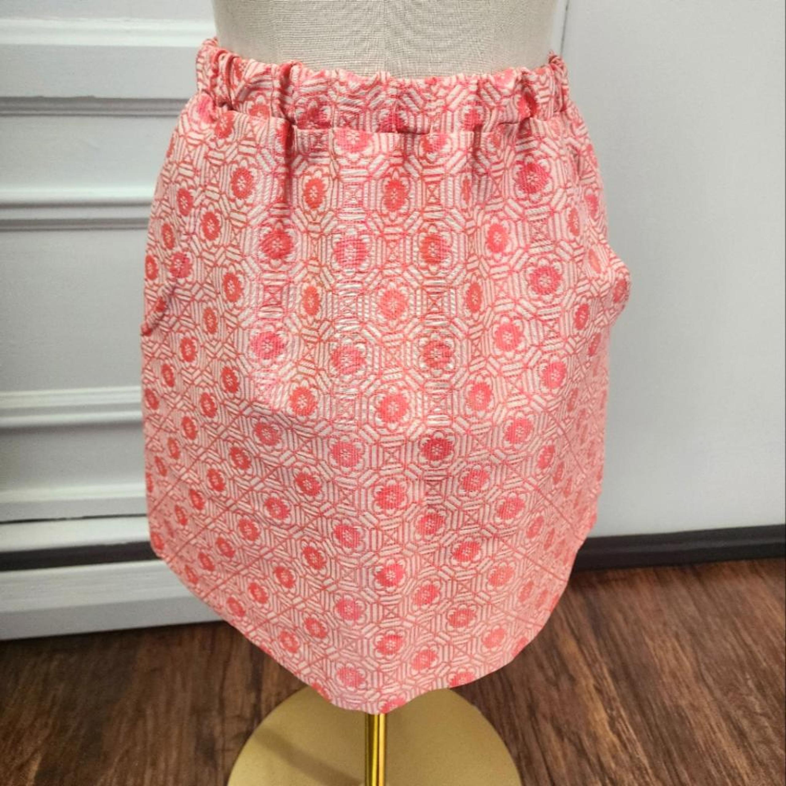 Lily White Vintage medium Floral Brocade Pink Mini Skirt