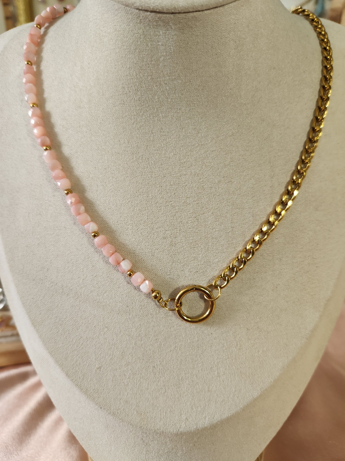 Handmade mother of pearl necklace