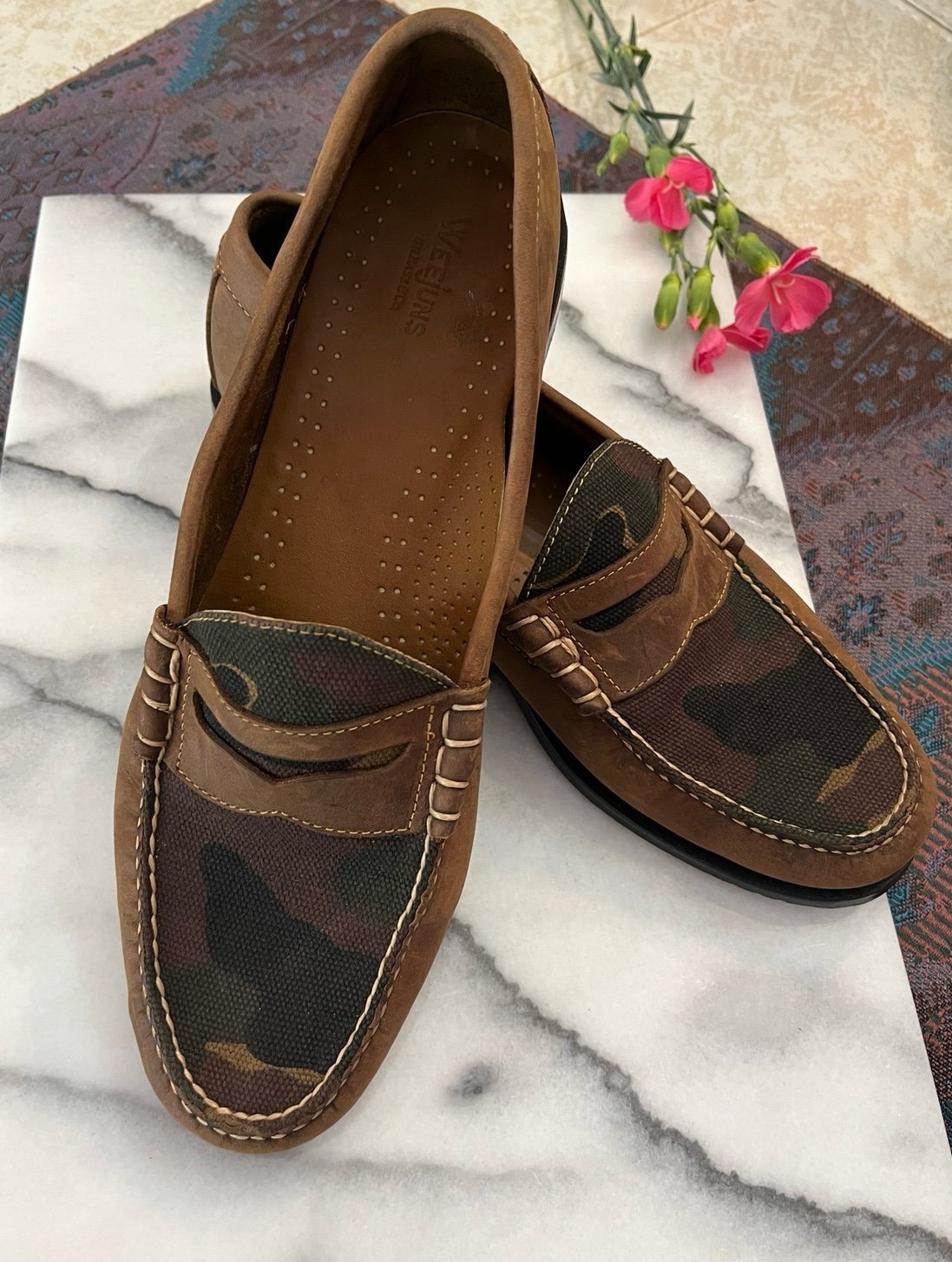 G.H. Bass & Co. Men's Weejun Camo & Suede Penny Loafers size 11.5 D