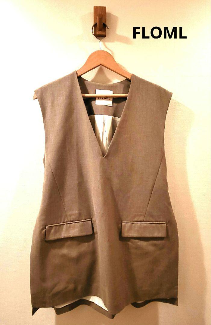 ⭐Excellent Condition FLOML V-Neck Sleeveless Vest