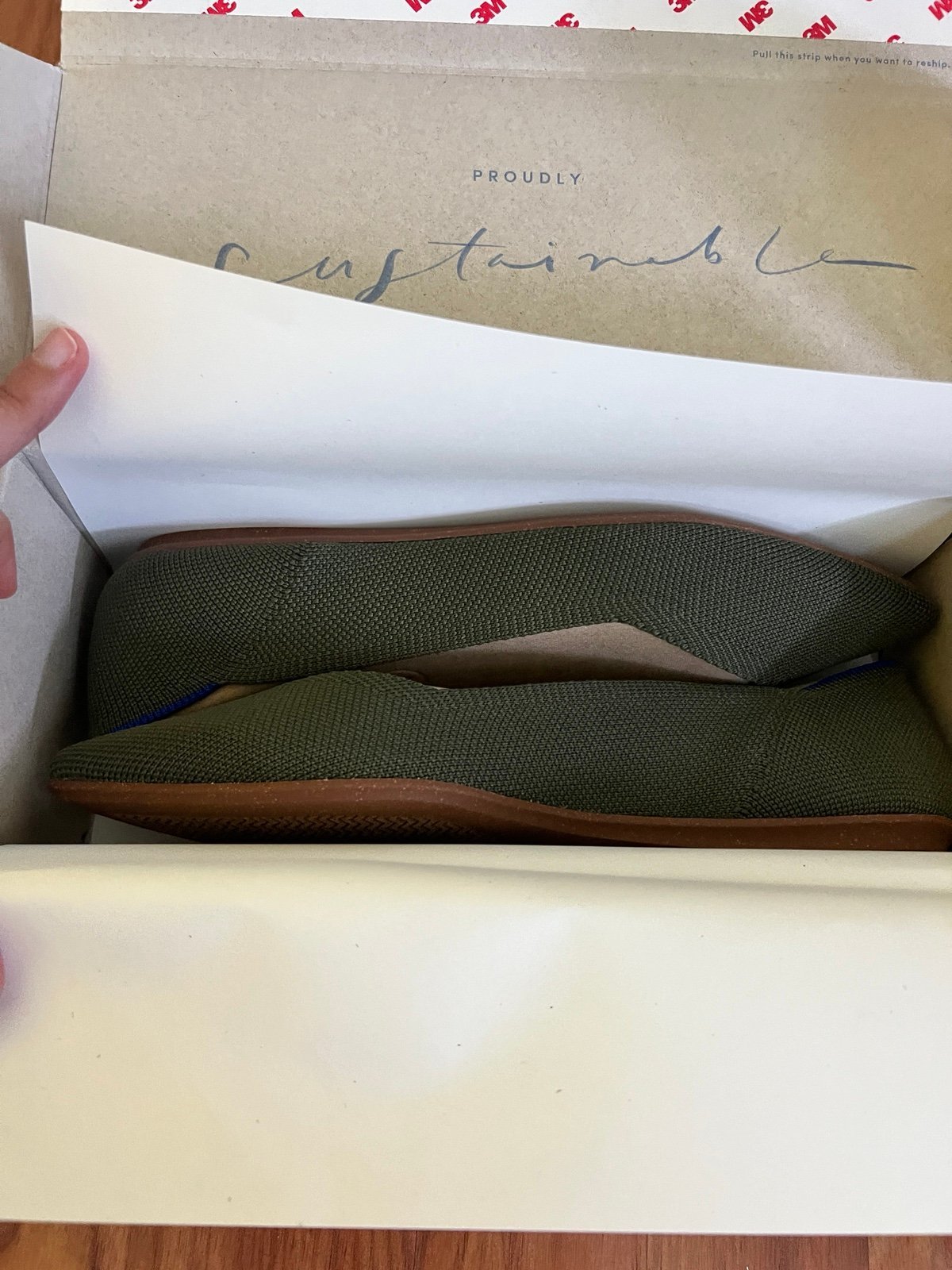 New Rothys Points Cypress - detail