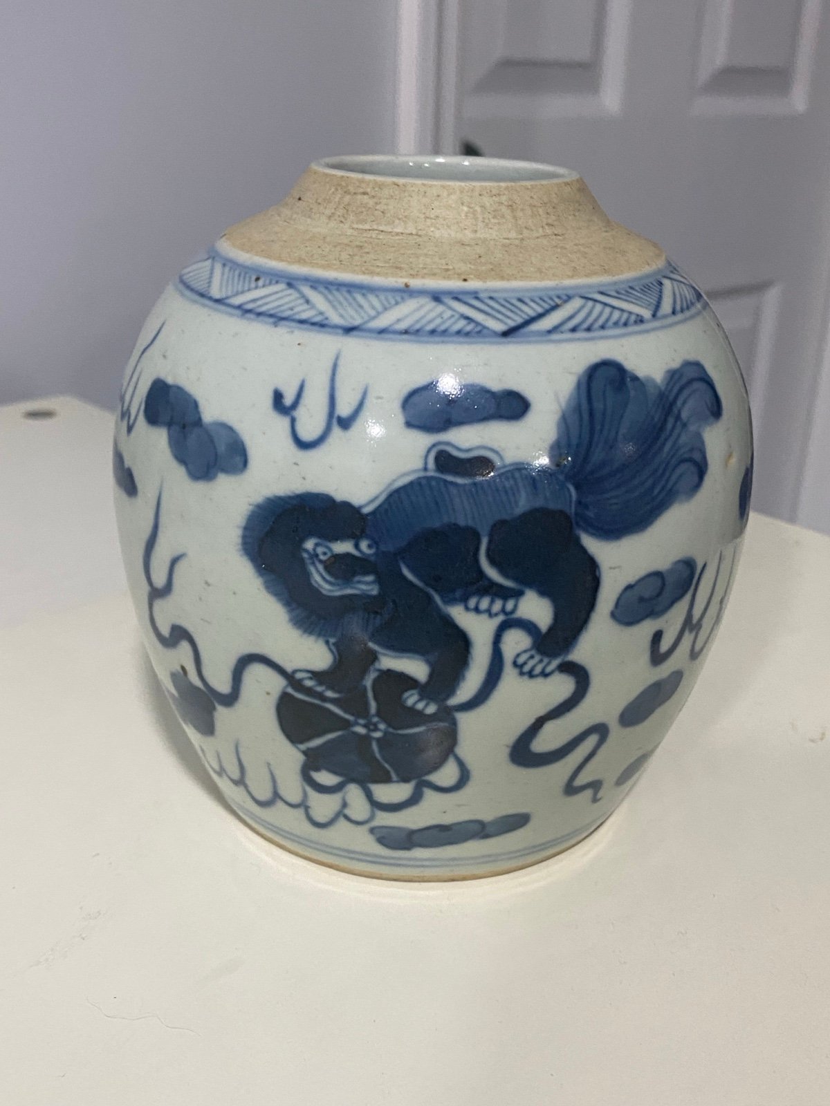 Antiques chinese porcelain ginger jar