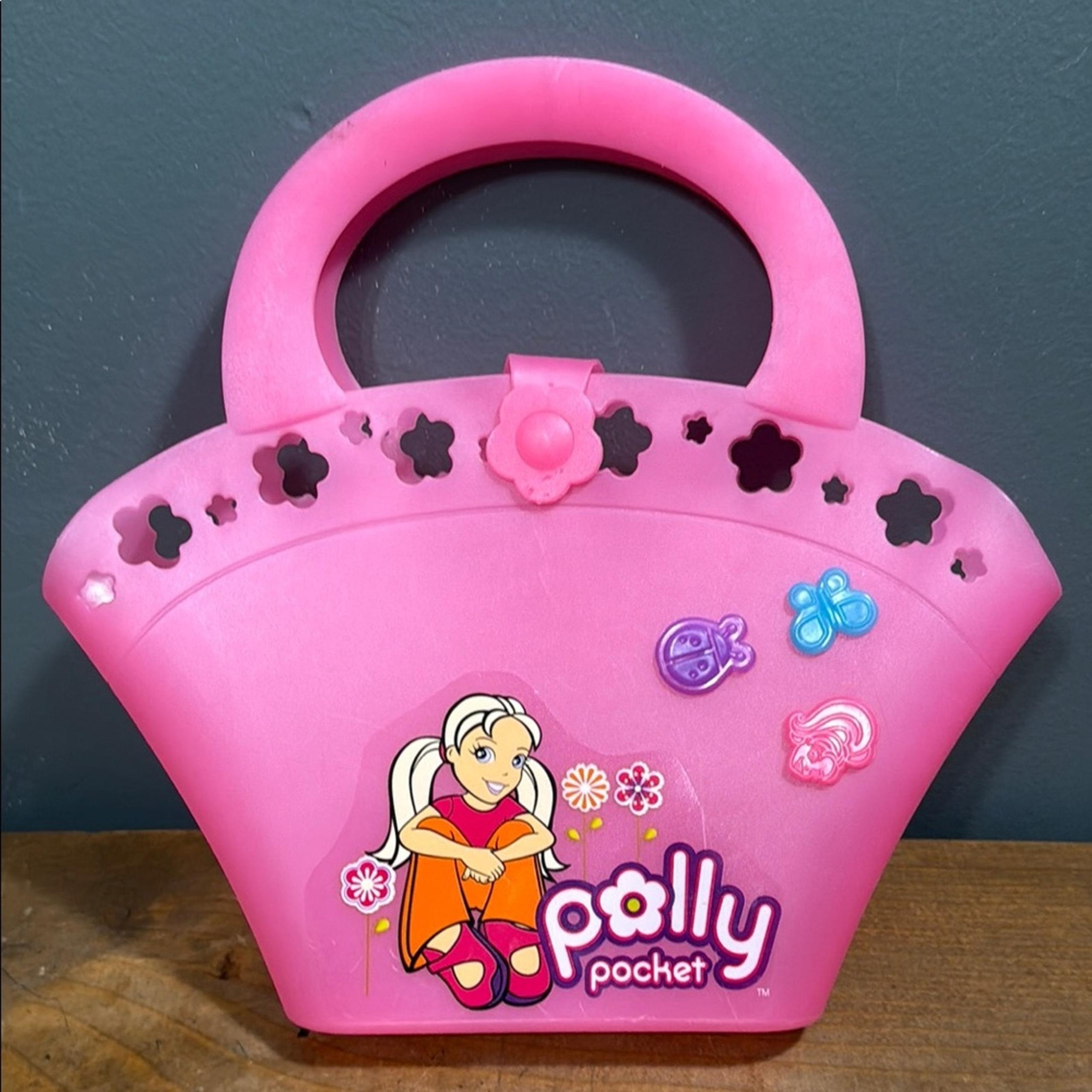 2007 Mattel Polly Pocket kids pink toy pocketbook with snap in accessories
