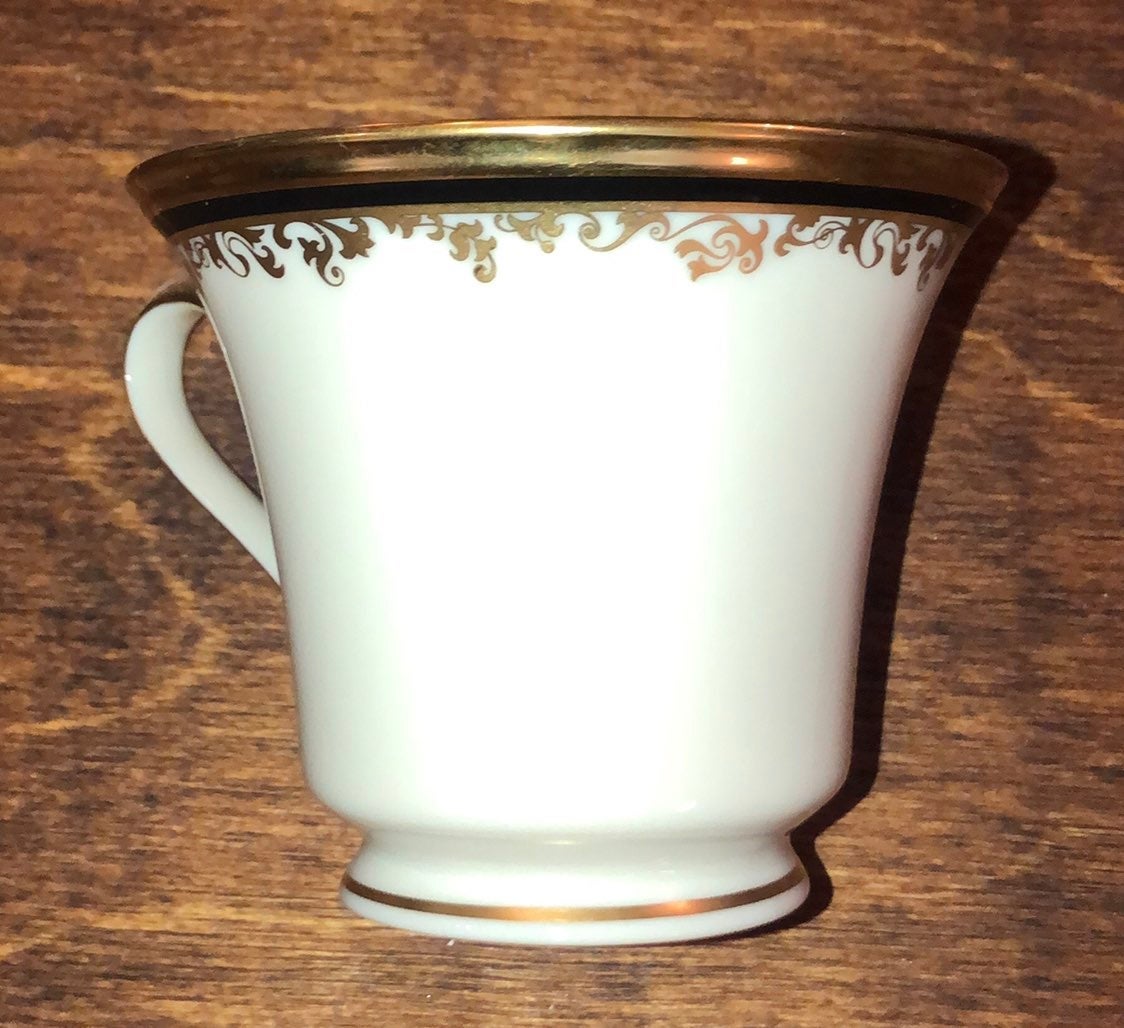 LENOX ECLIPSE TEACUPS (8)